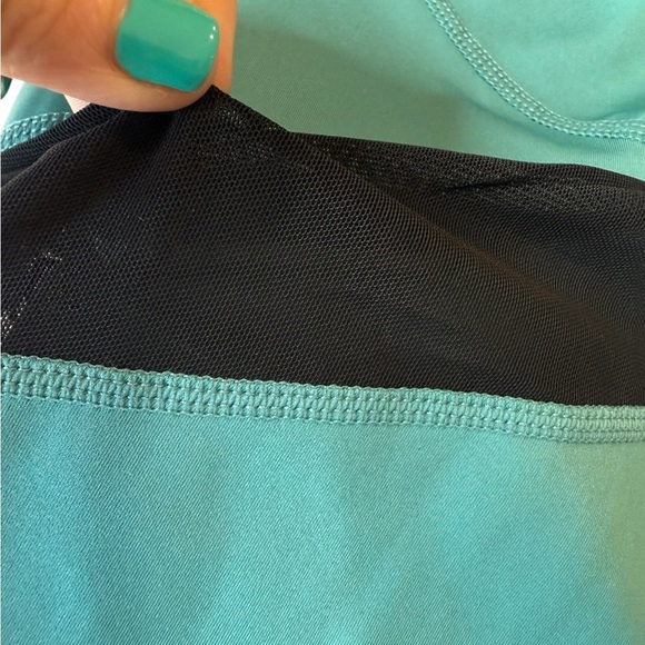 RISE Active Bundle Capri High Waist Leggings and Sports Bra Medium Impact L NWOT - Picture 5 of 11